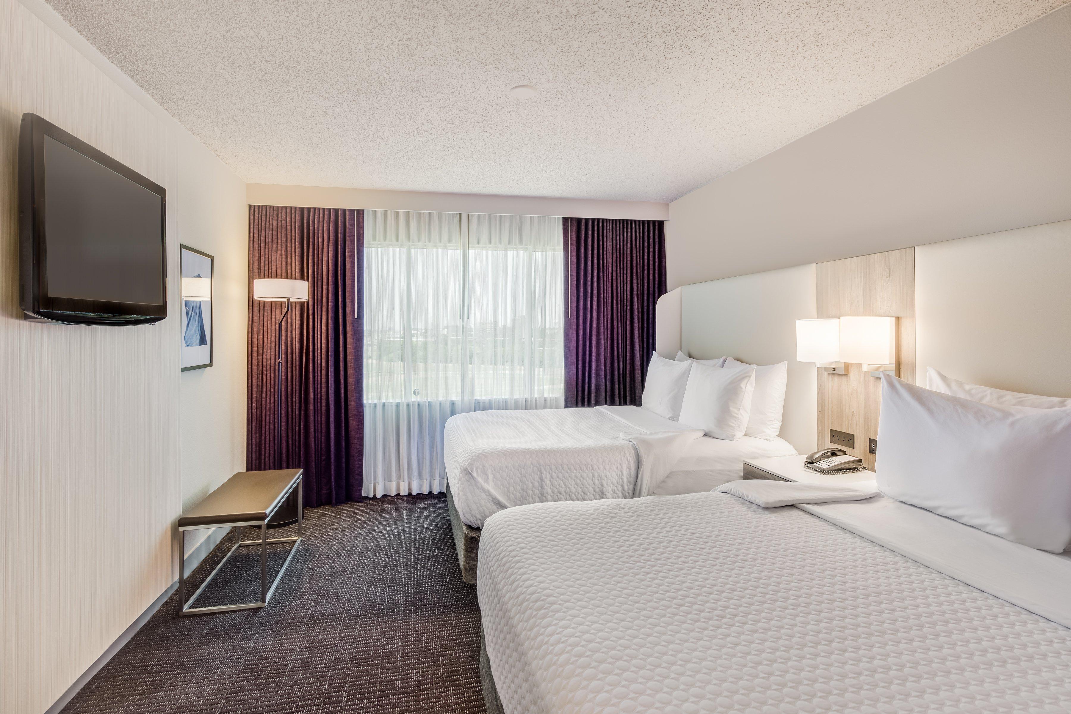 Crowne Plaza Suites Arlington By Ihg Exterior foto